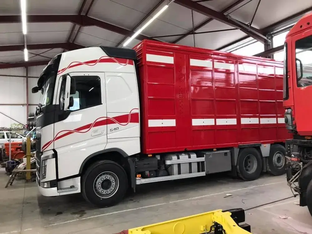 carrosserie-peinture-camion-bus (1)